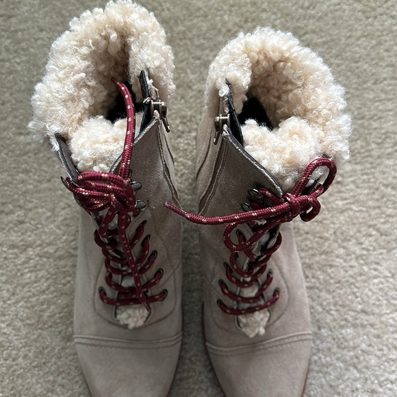 Naturalizer Varuna 2 Oatmeal Suede Side Zip Heeled Boots Women’s Size 9.5 - Picture 7 of 10